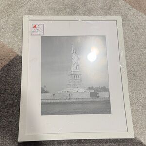 Still packaged white Frame